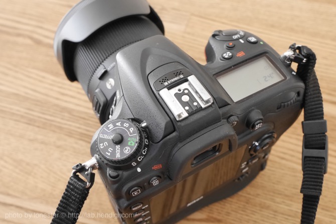Nikon デジタル一眼レフカメラ D7100