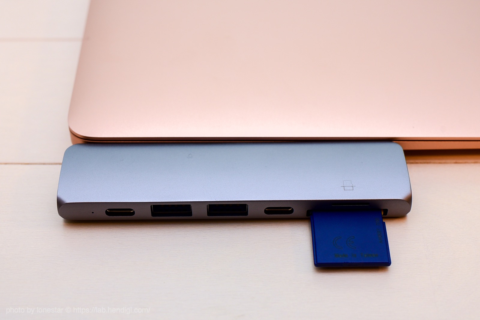 MacBook Air USB-C ハブ