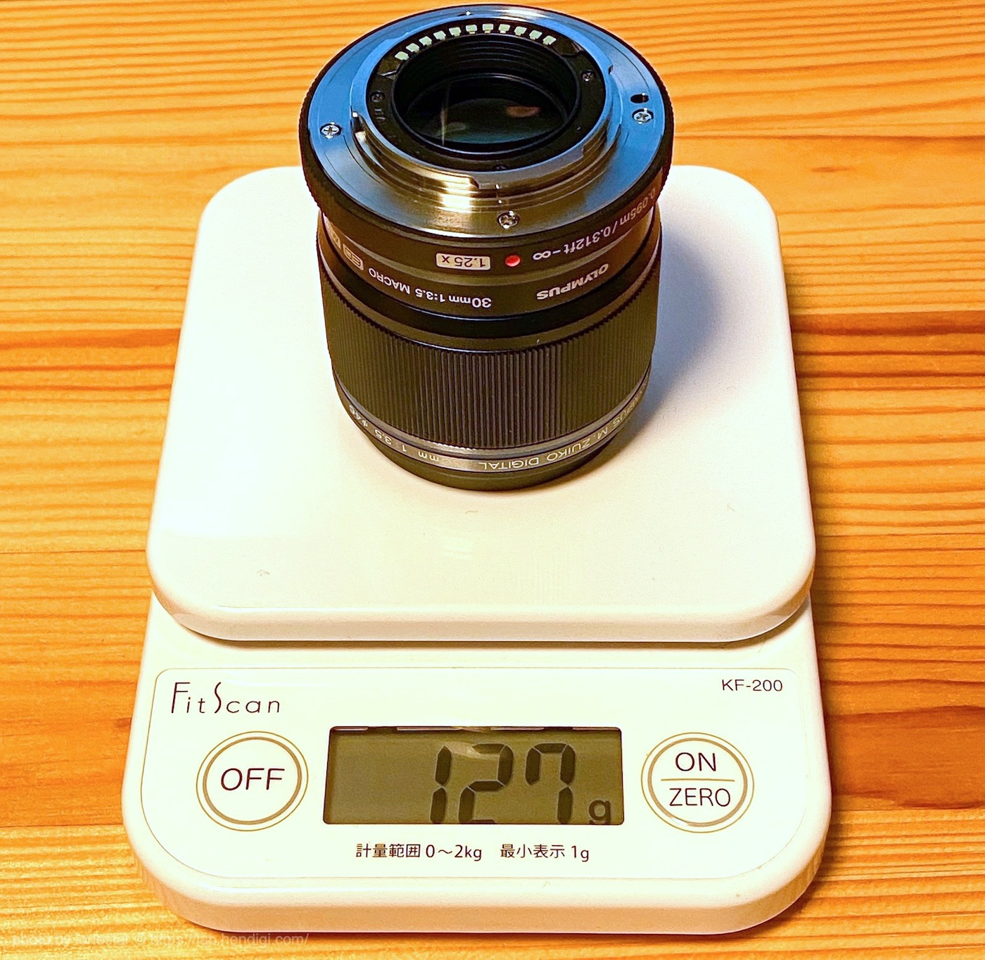 M.ZUIKO DIGITAL ED 30mm F3.5 Macro　重さ