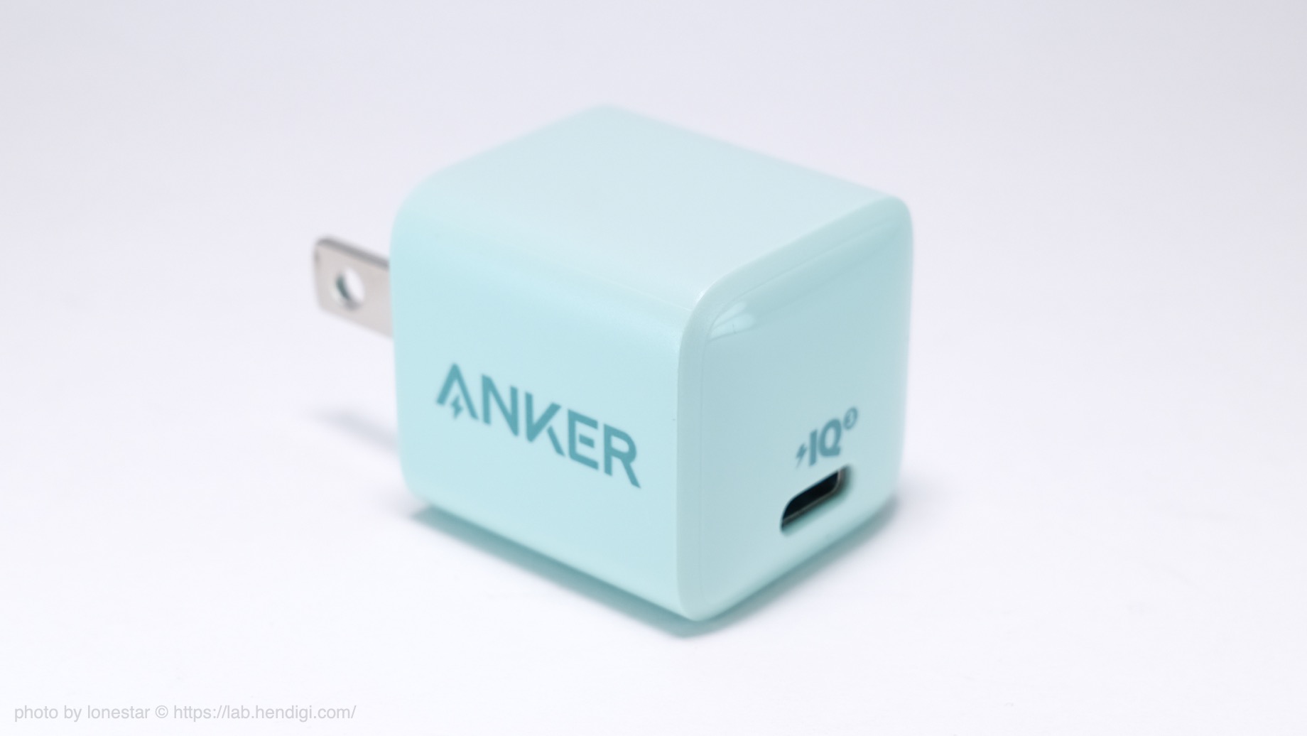 ミントグリーン】Ankerの小型急速充電器「PowerPort III Nano」と「PowerLine III Flow」の新色が可愛い！