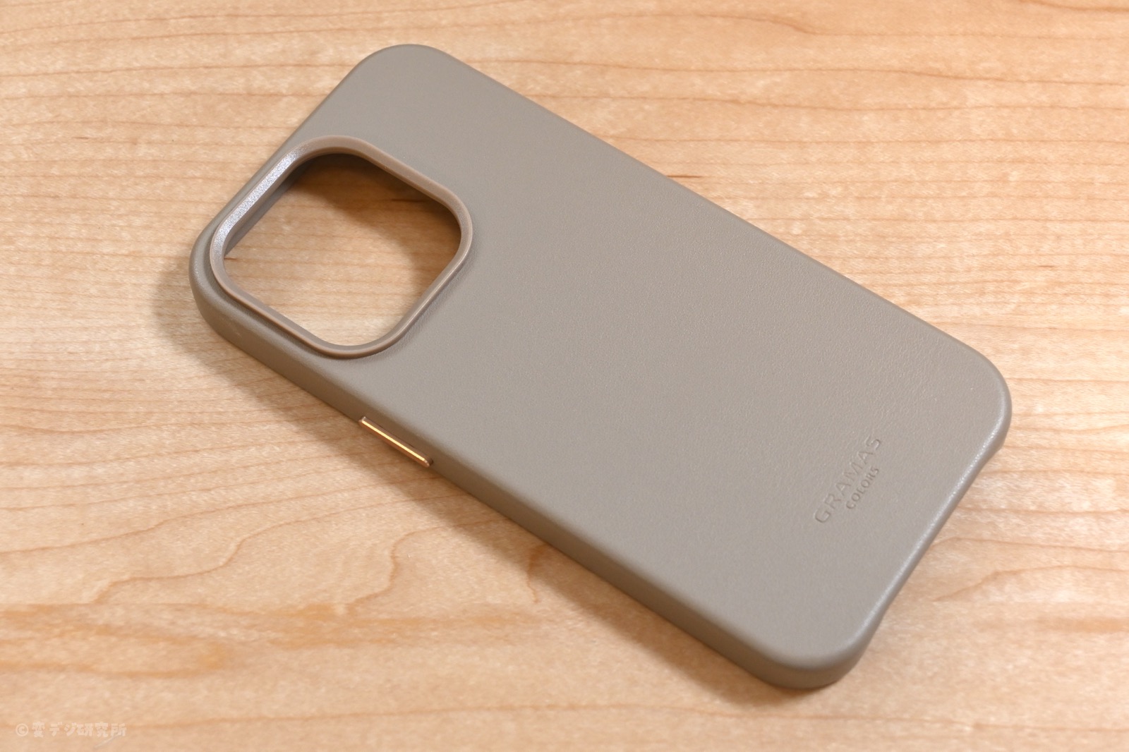 GRAMAS COLORS iPhone 14 Pro PU Leather Case