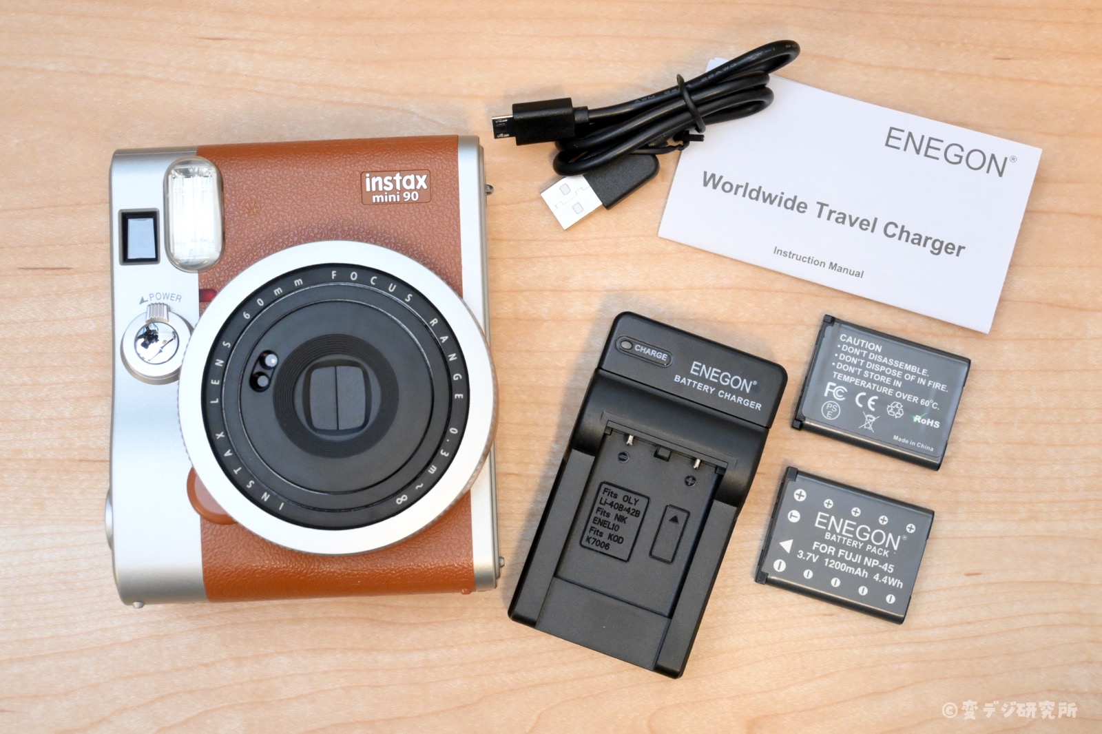 カメラ フィルムカメラ オススメしない】instax mini 90の互換バッテリーと充電器を買った話。