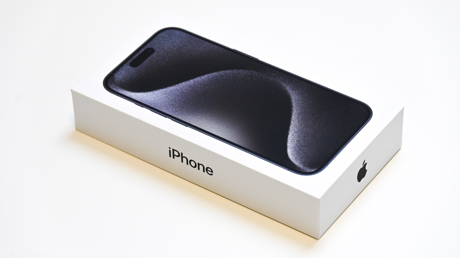 iPhone15 Pro　外箱